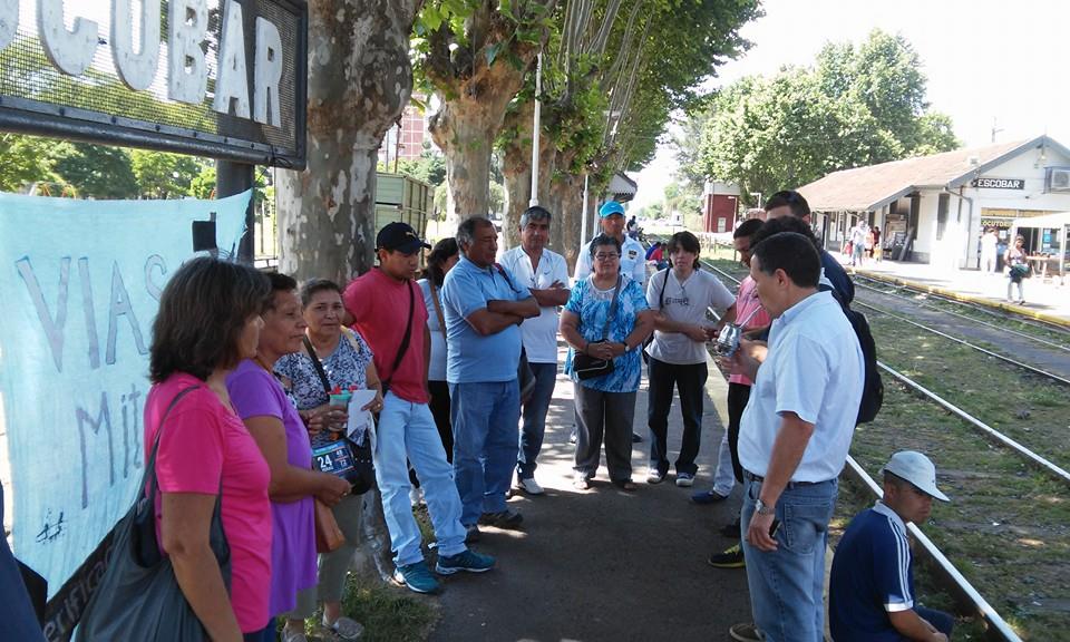 Precanditado a gobernador, también en Escobar
