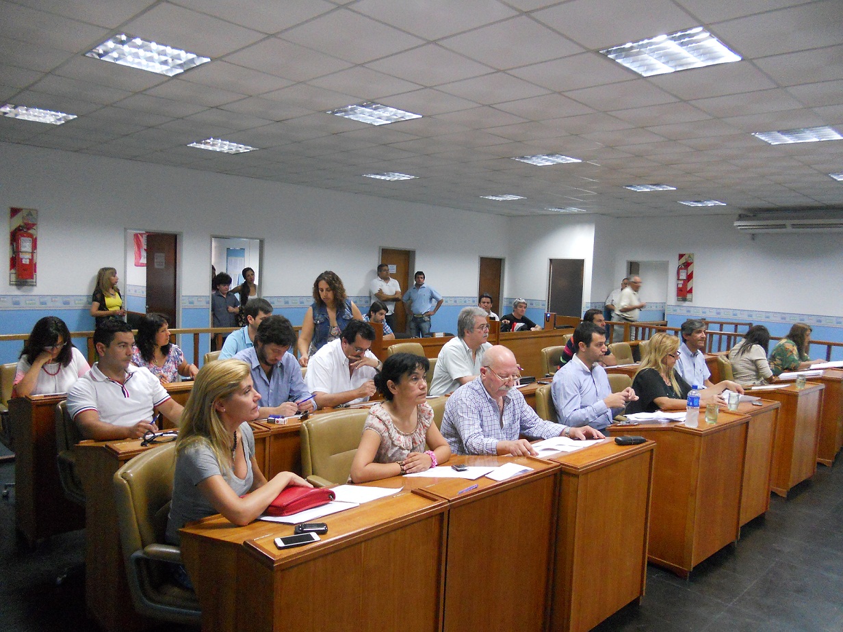 Aumento de tasas, recién en abril