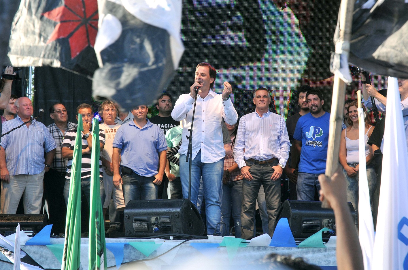 Ariel Sujarchuk pide por una campaña sin suciedad ni violencia