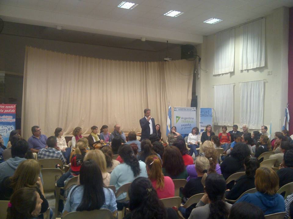 Ariel Sujarchuk inauguró el ciclo lectivo del Plan Fines 2