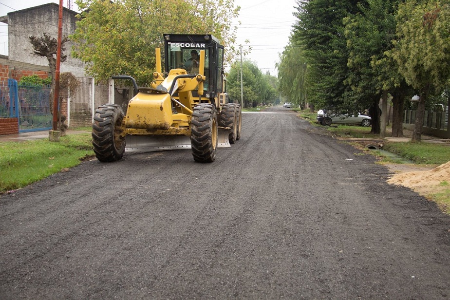 Arreglos de calles en Maquinista Savio