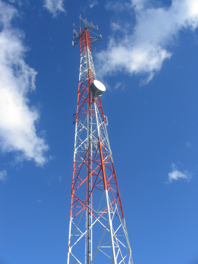 El GEN Escobar pide que se controlen las antenas de telefonía