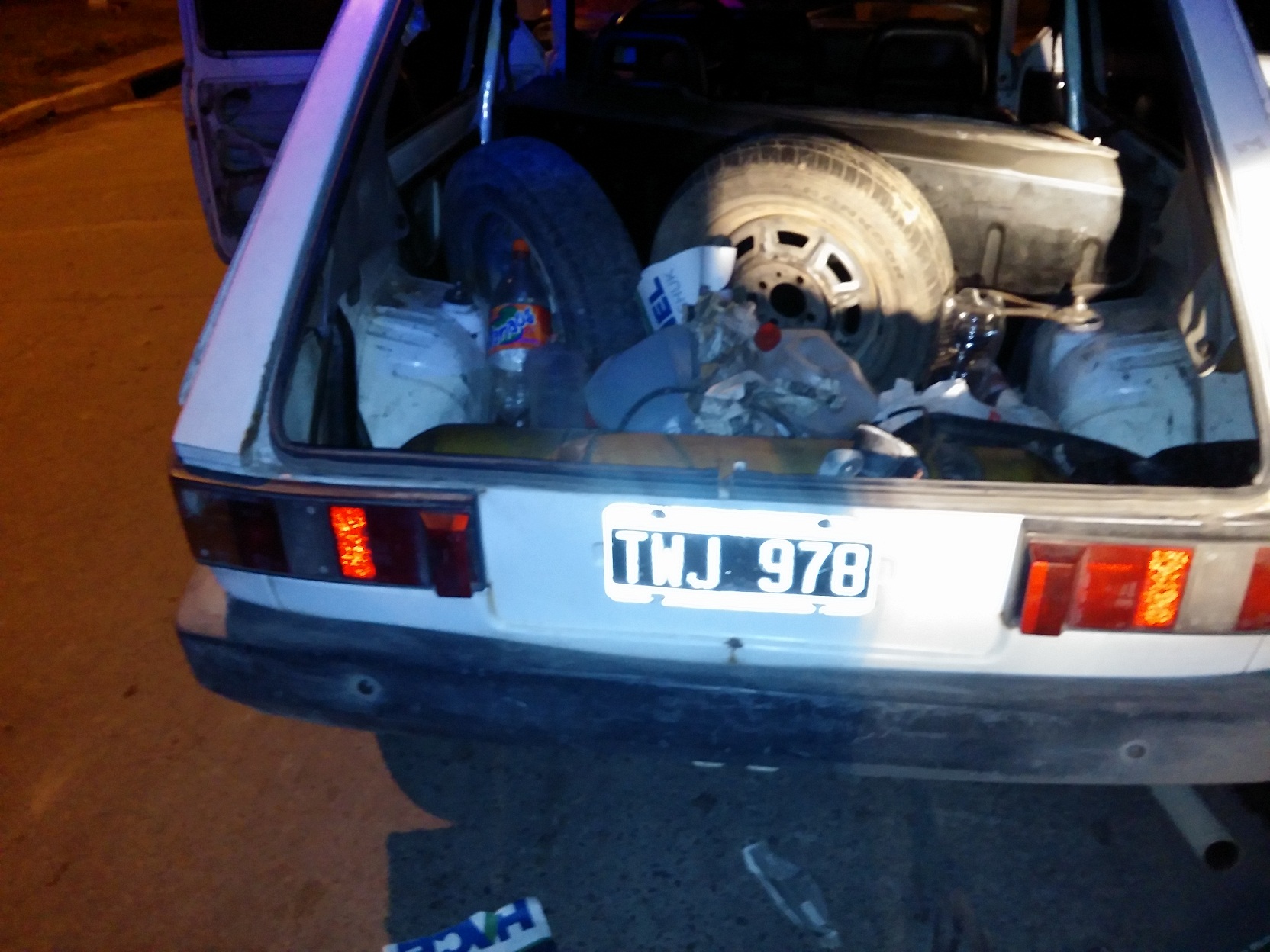 Los detuvieron con cédulas verdes y chapas patentes