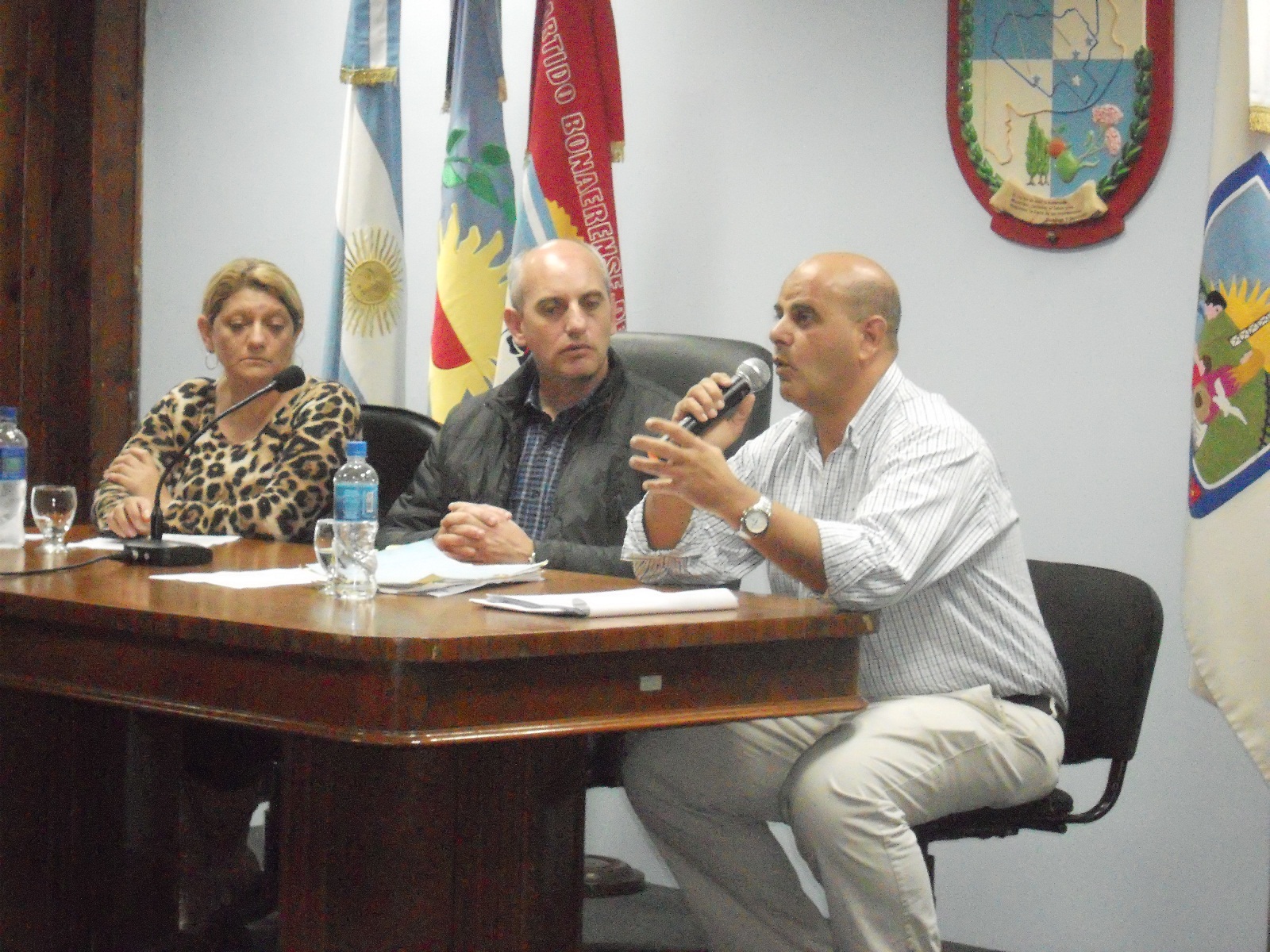 El Concejo convalidó el acuerdo por el agua y las cloacas