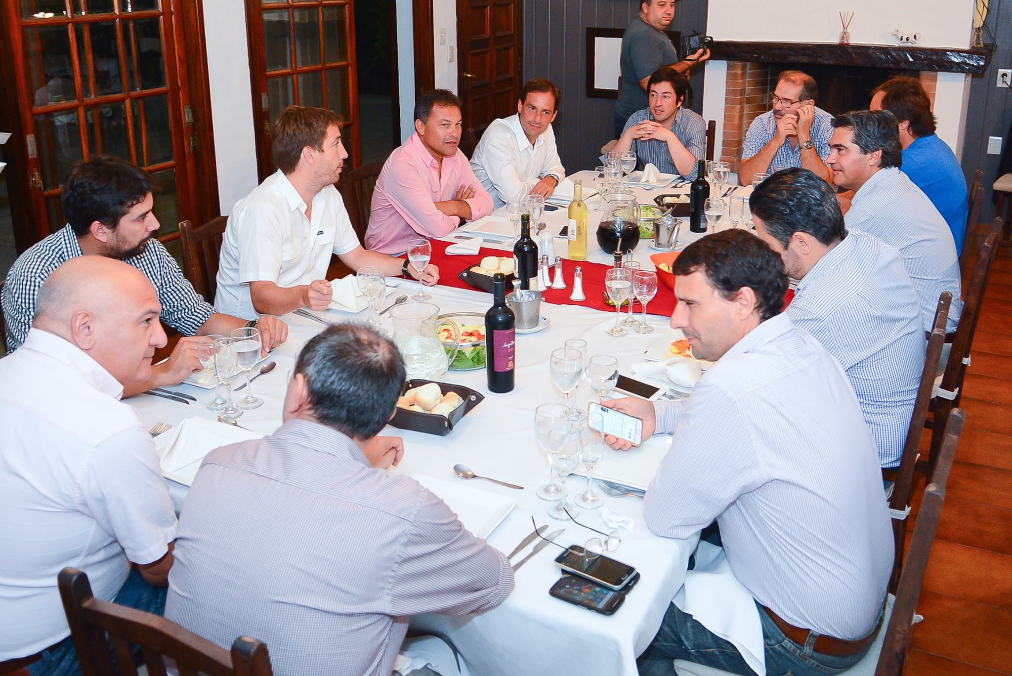 Antes de la cumbre en Obras, el PJ se reunió en Escobar