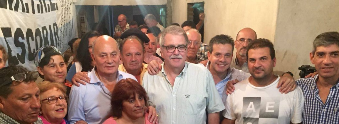 “Momo” Venegas visitó Escobar acompañado de militantes y funcionarios locales