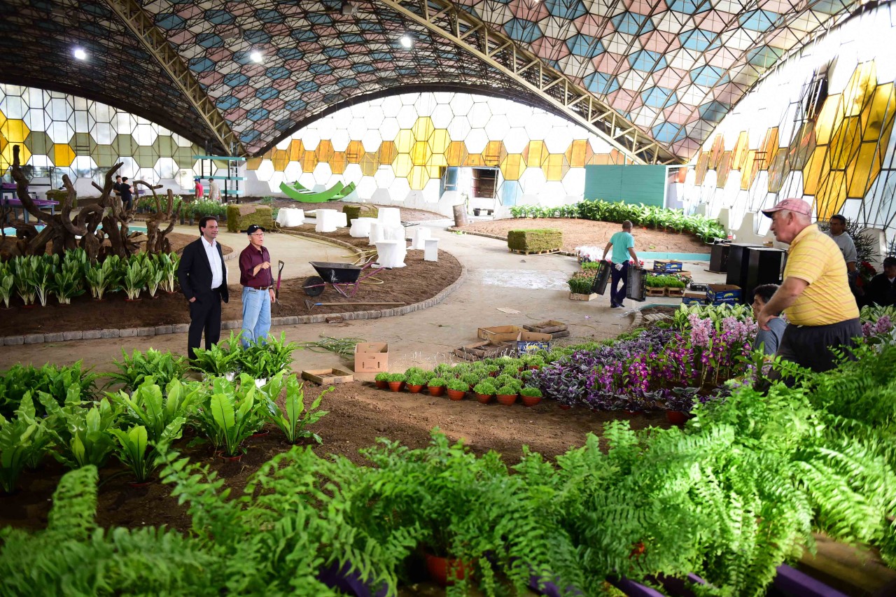 Ariel Sujarchuk supervisó los trabajos de mejora en el predio de la Fiesta de la Flor