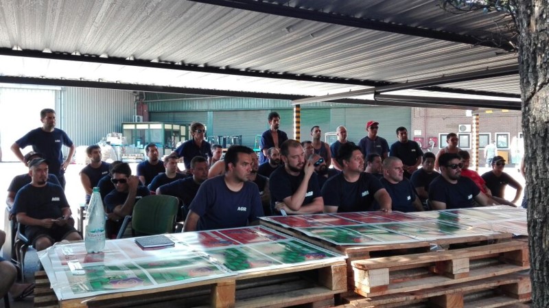 Masivo plenario en apoyo a la lucha de los obreros de AGR-Clarín