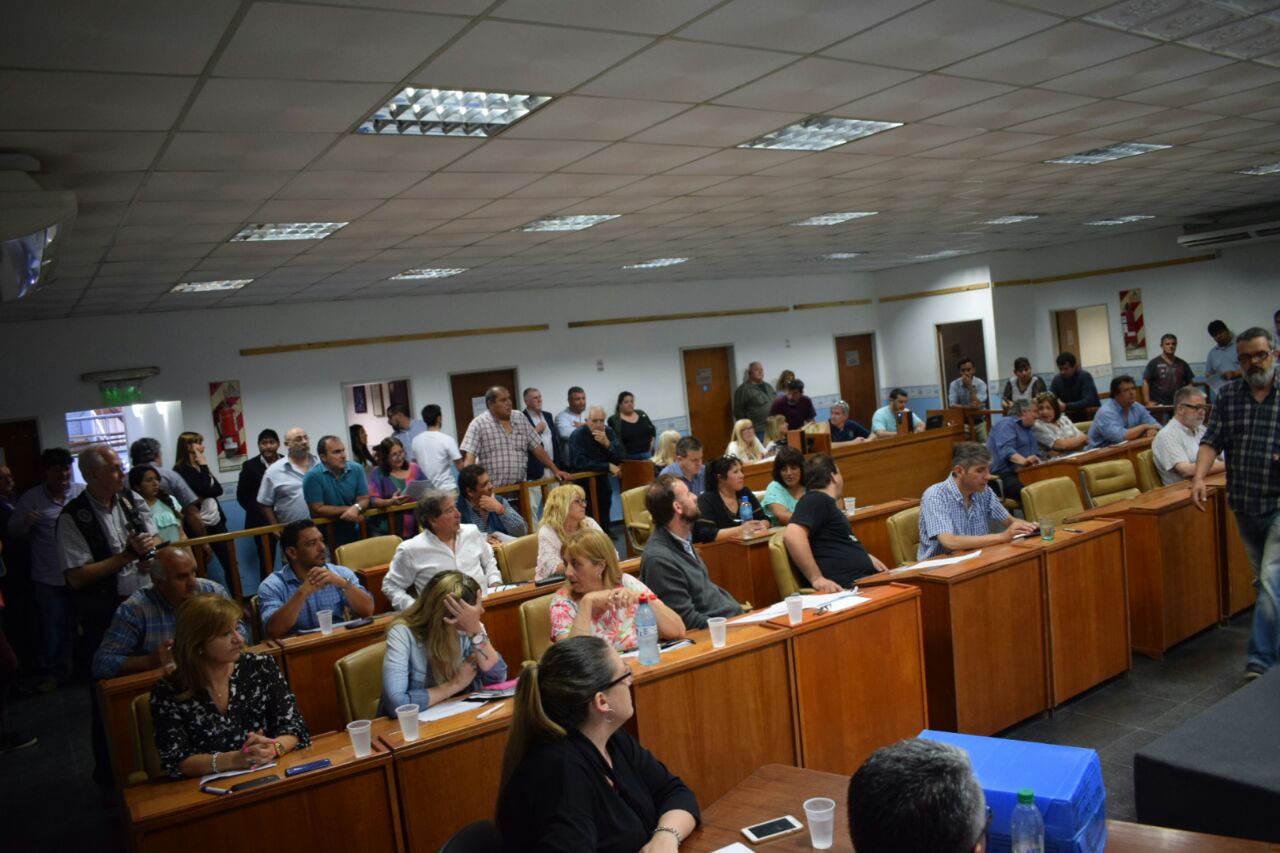 Licencias, declaraciones de interés legislativo y convalidaciones de convenios
