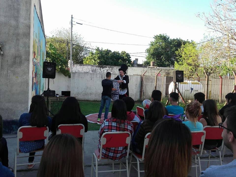 El programa cultural Teatro en mi Escuela recorrió colegios de Garín y Matheu
