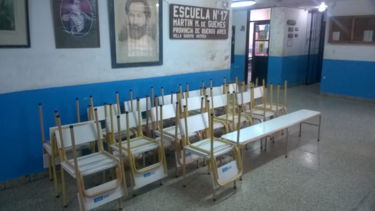 El Taller Municipal de Oficios reparó mobiliarios de diferentes escuelas y comedores de Escobar