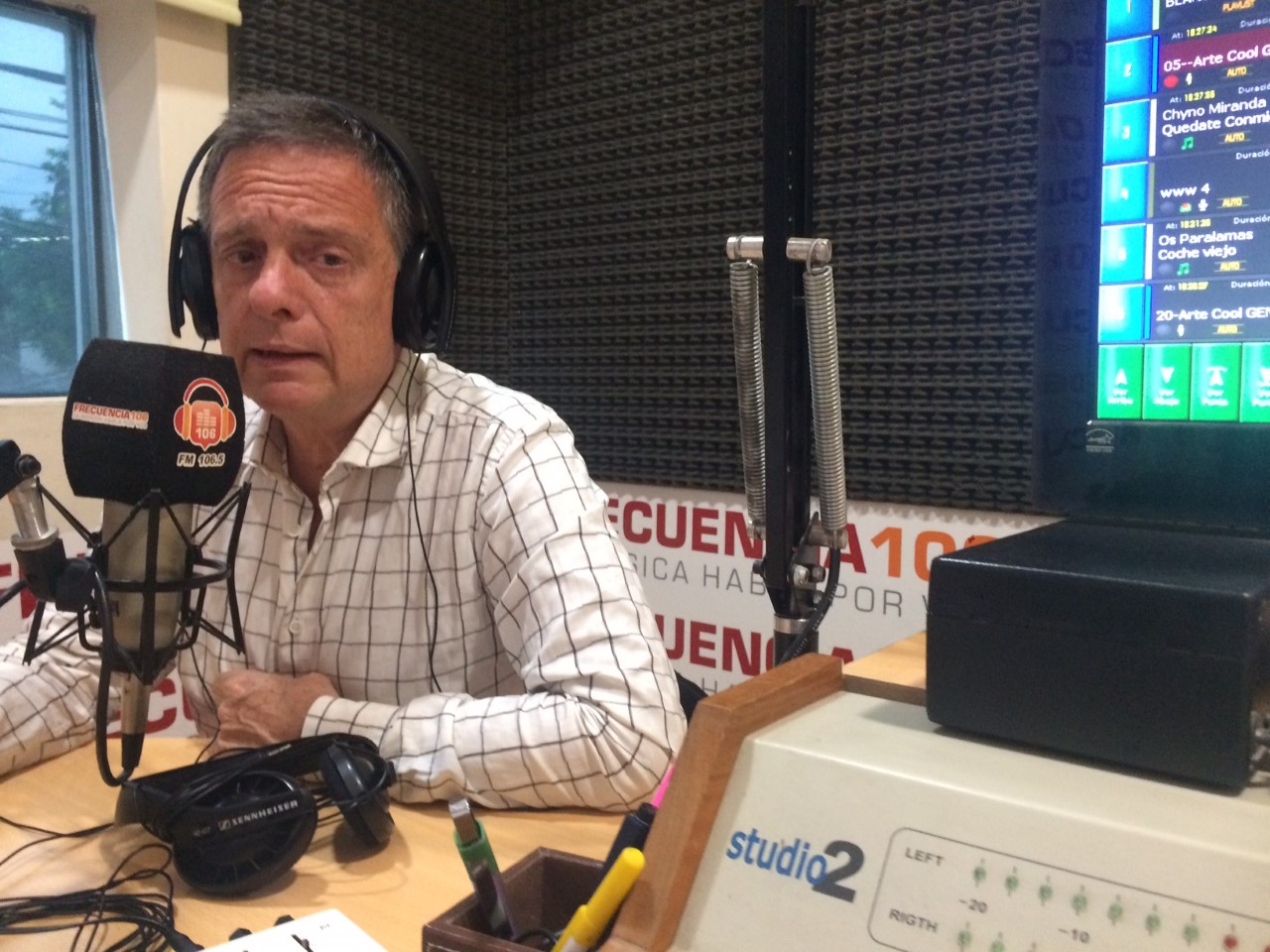 “Al gobierno no le importa la educación”