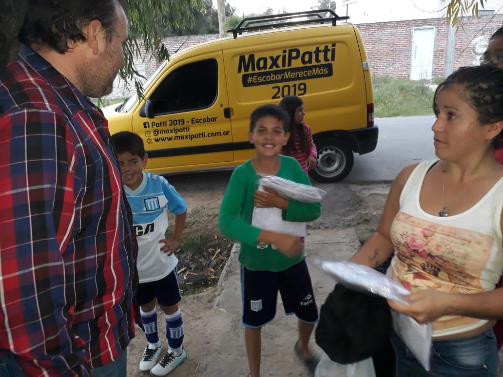 Maxi Patti arregló con Espert y armó lista