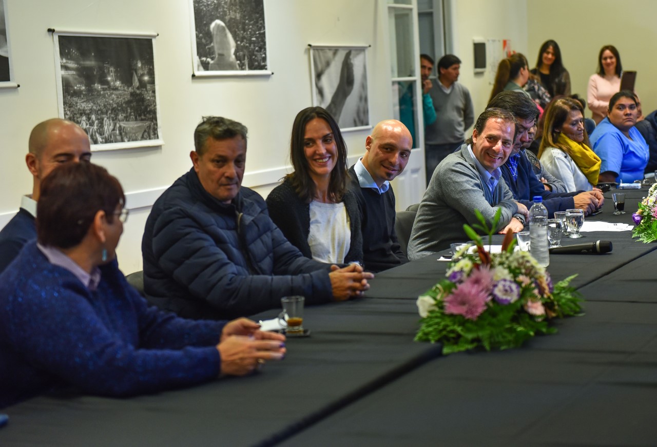 Sujarchuk recategorizó a 40 municipales