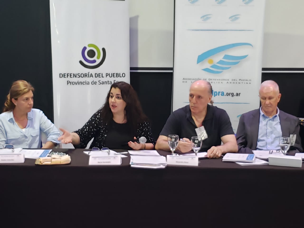 La defensora del Pueblo Rocío Fernández disertó en Rosario