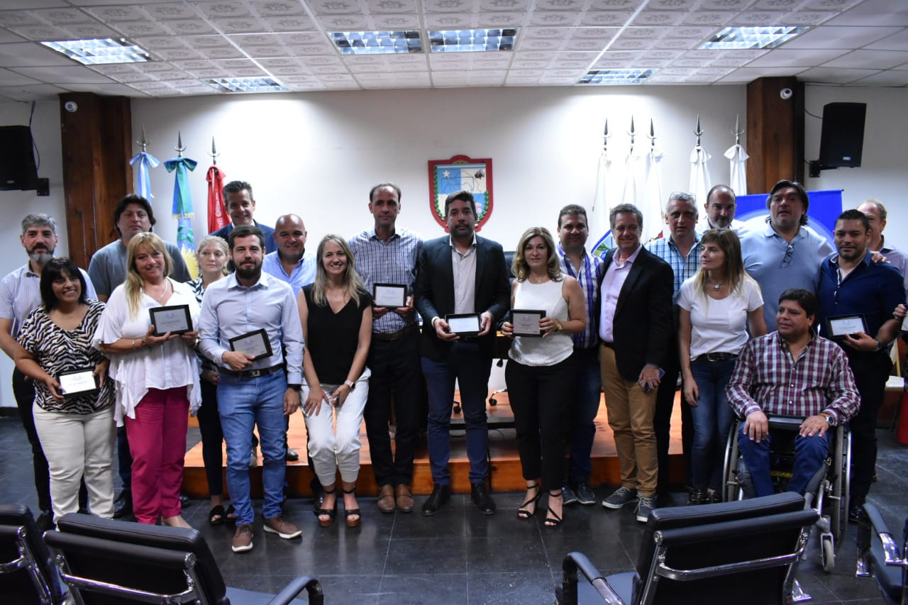 Reconocimiento a concejales y autoridades del HCD de Escobar que terminaron su mandato