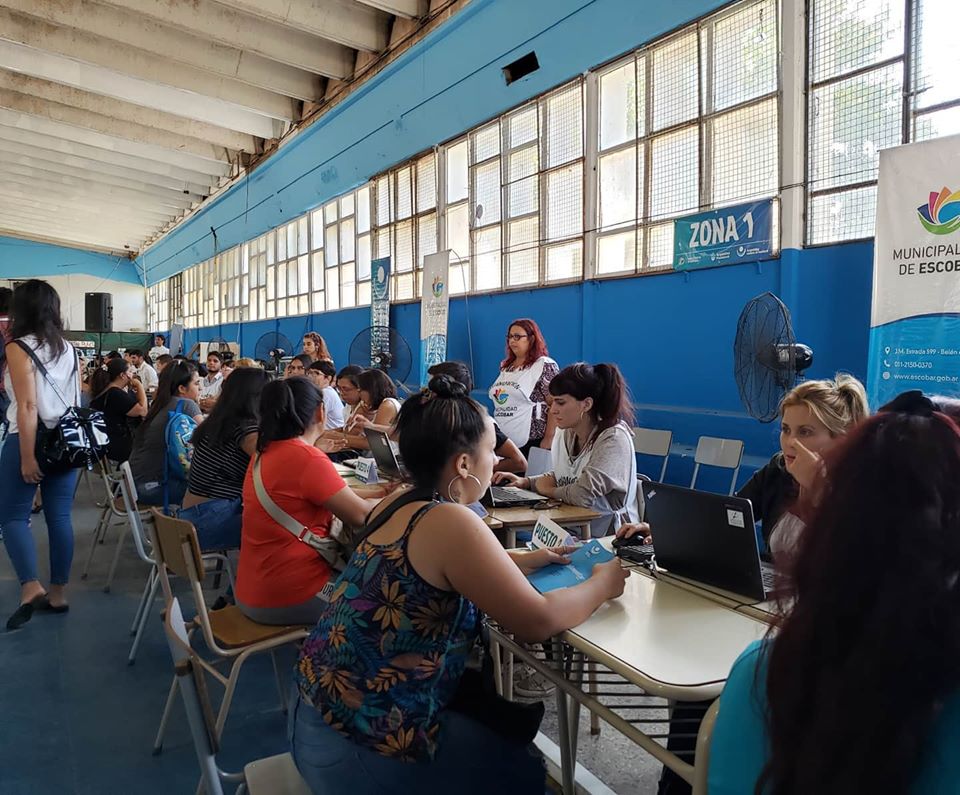 Funcionario de Nación supervisó la entrega de tarjetas AlimentAR en Escobar