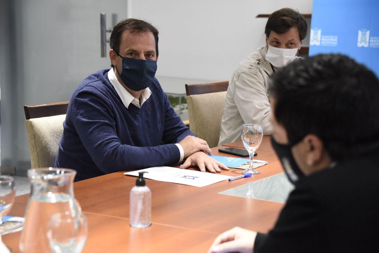 Ariel Sujarchuk participó de la presentación del programa Residencias Cuidadas de PAMI