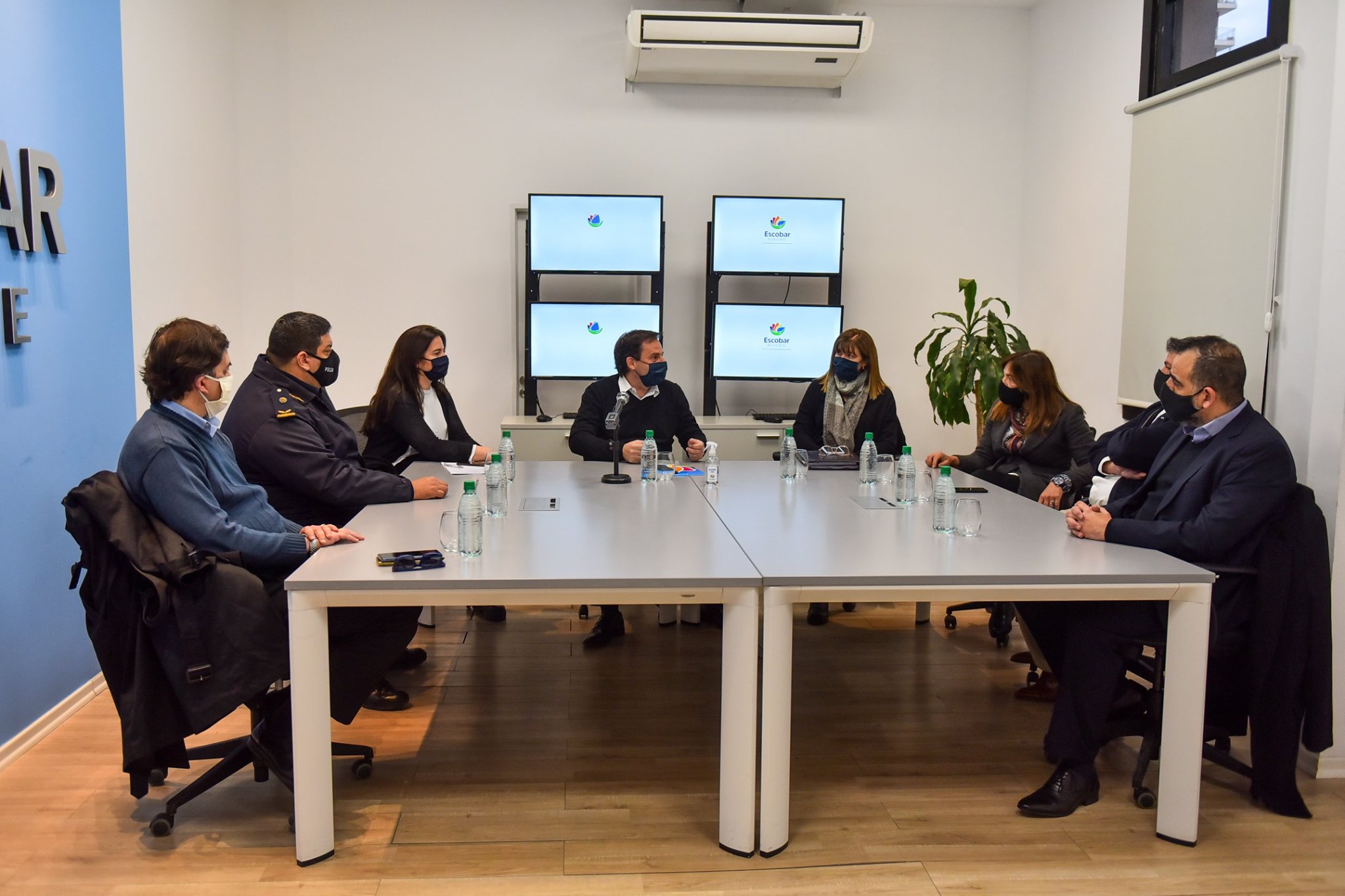 Policías y fiscales unidos con Sujarchuk
