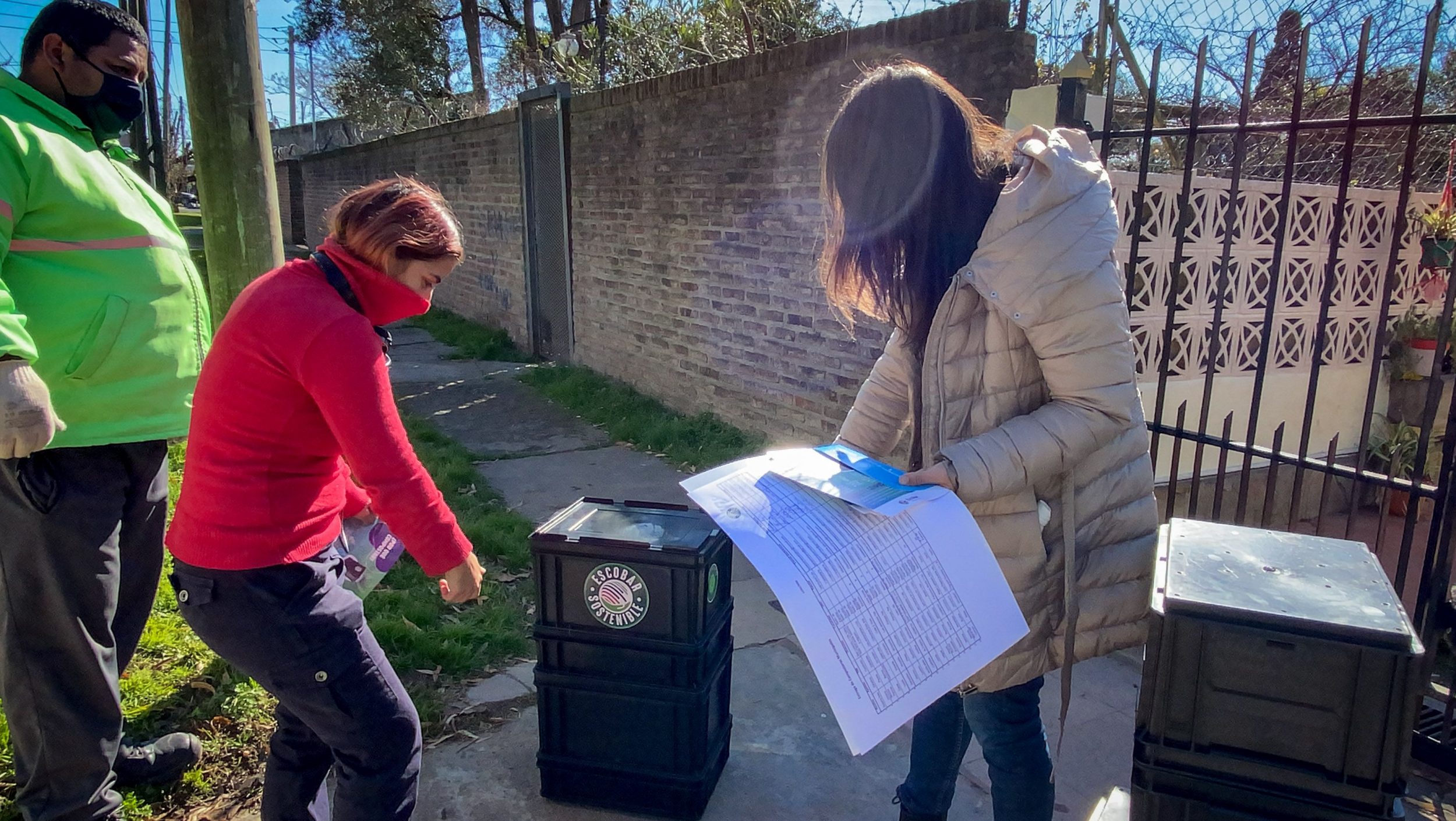 Más de 270 vecinos se adhirieron al débito automático impulsado por la Municipalidad y reciben sus composteras
