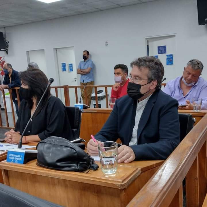 Domínguez y Vence definió al gobierno nacional como “el peor de la historia”