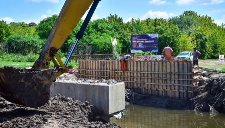 La Municipalidad de Escobar intensifica la construcción del puente vial sobre el arroyo Garín