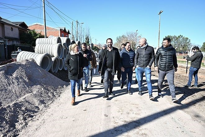 Sujarchuk y Ramil recorrieron obras en Belén y Savio