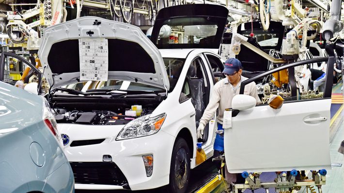 Las automotrices locales suman turnos de trabajo e incrementan el ritmo de producción