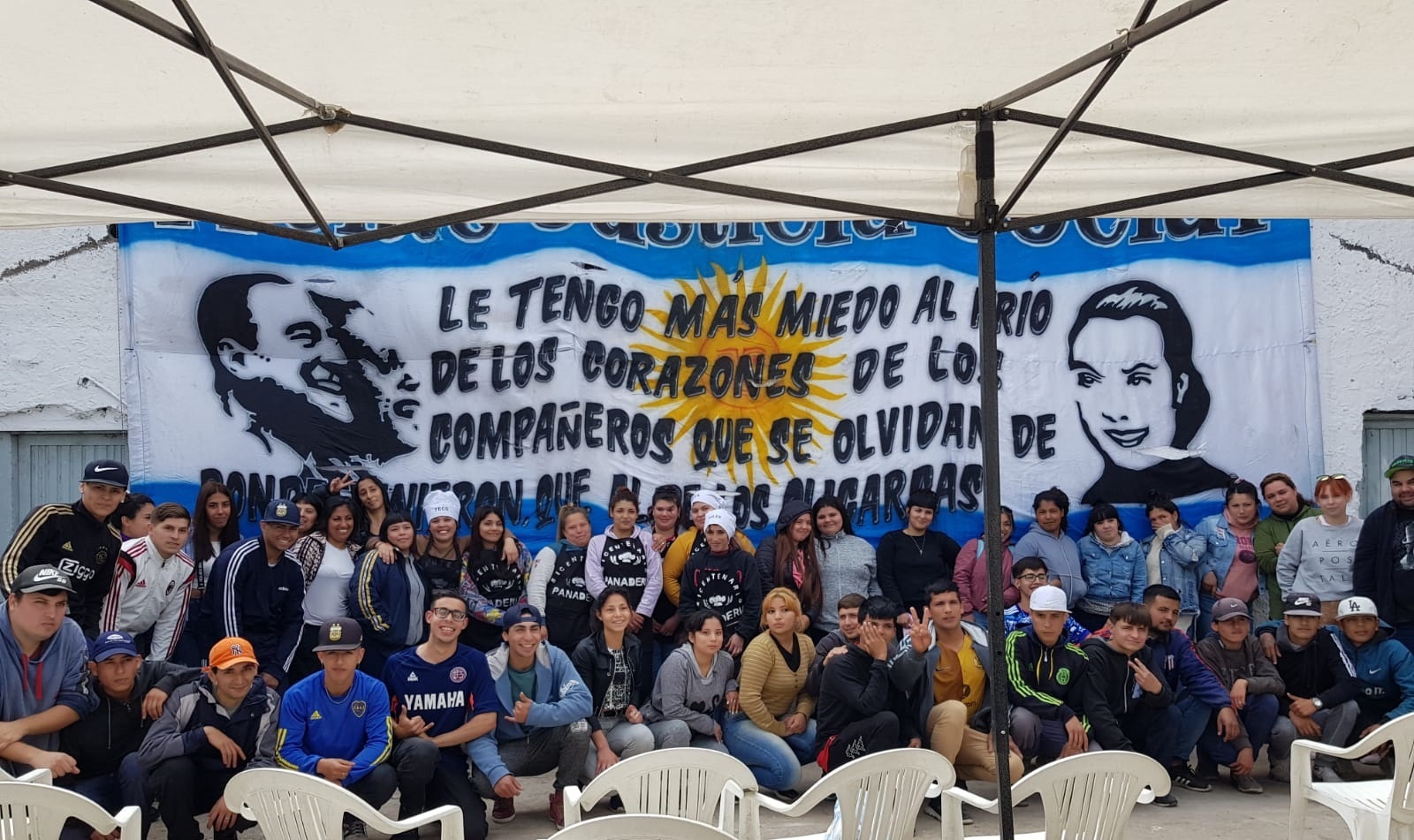 La juventud de la Bicentenario se reunió rumbo al primer plenario