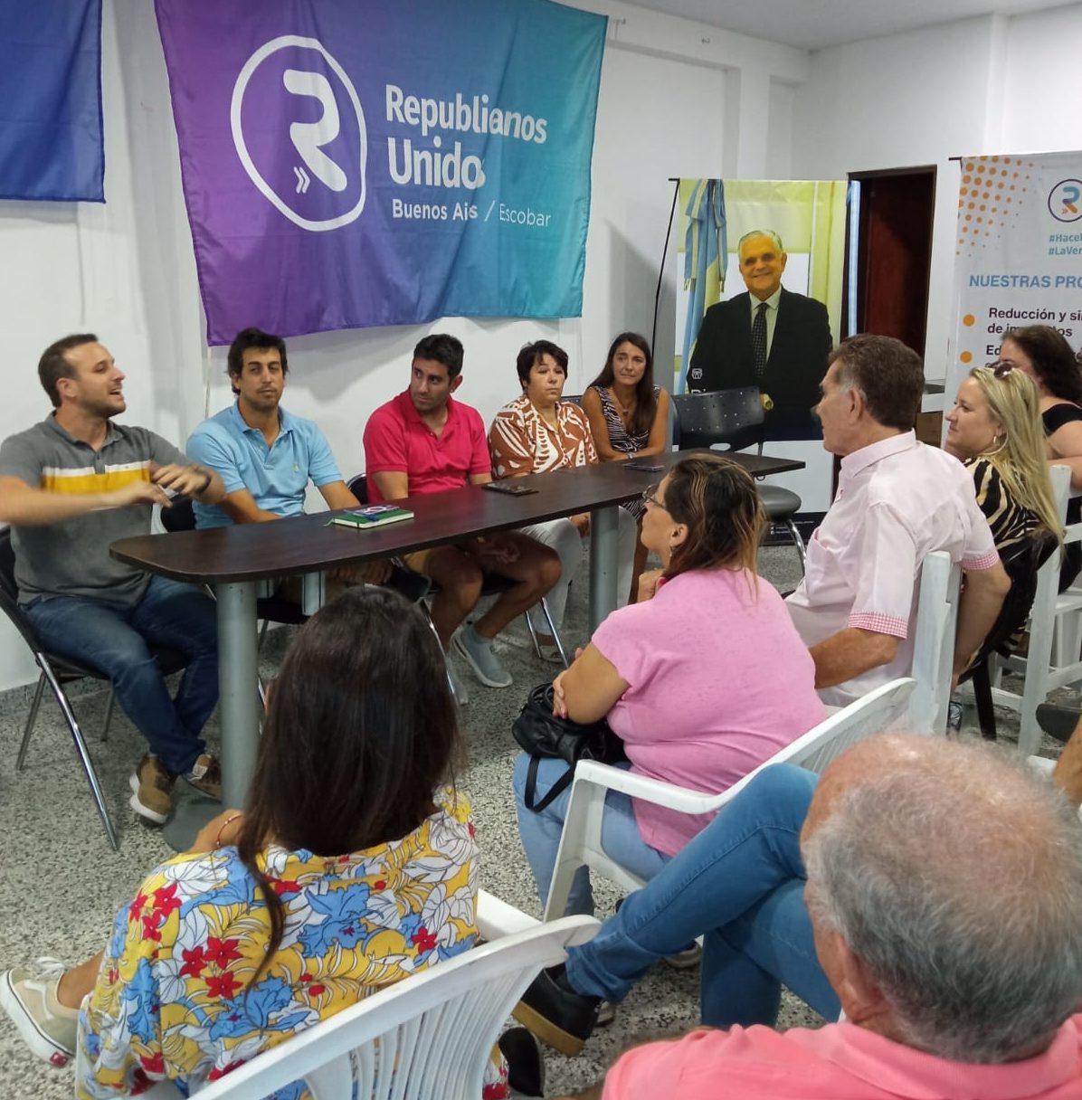 Walter Klix puso primera y presentó su equipo