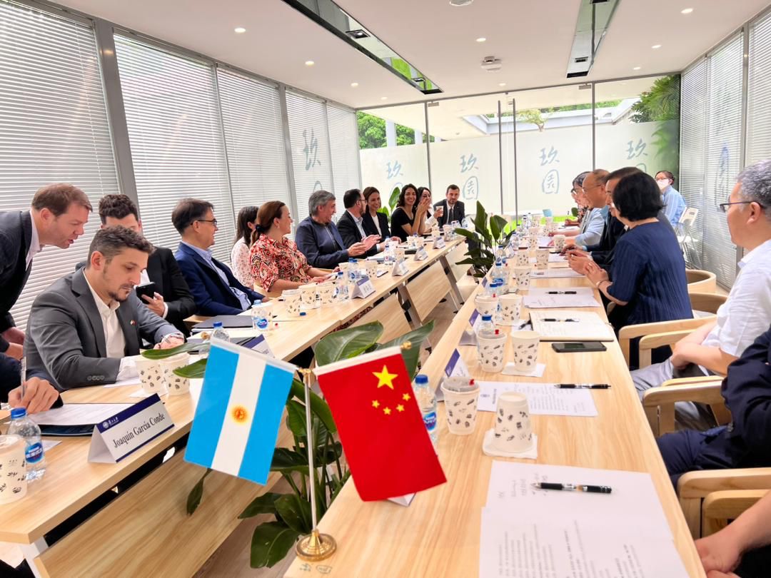Cecilia Moreau exhortó a profundizar los lazos bilaterales con China y ampliar las relaciones comerciales, económicas y culturales