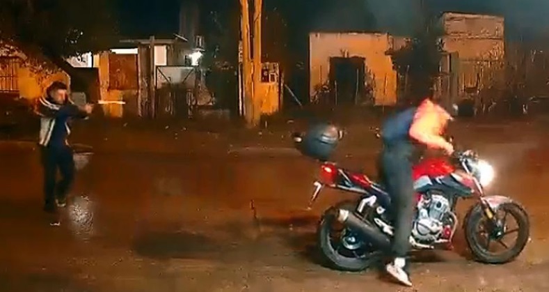 Liberan al policía que mató a un presunto ladrón en Moreno: “Fue en defensa propia”, dijo