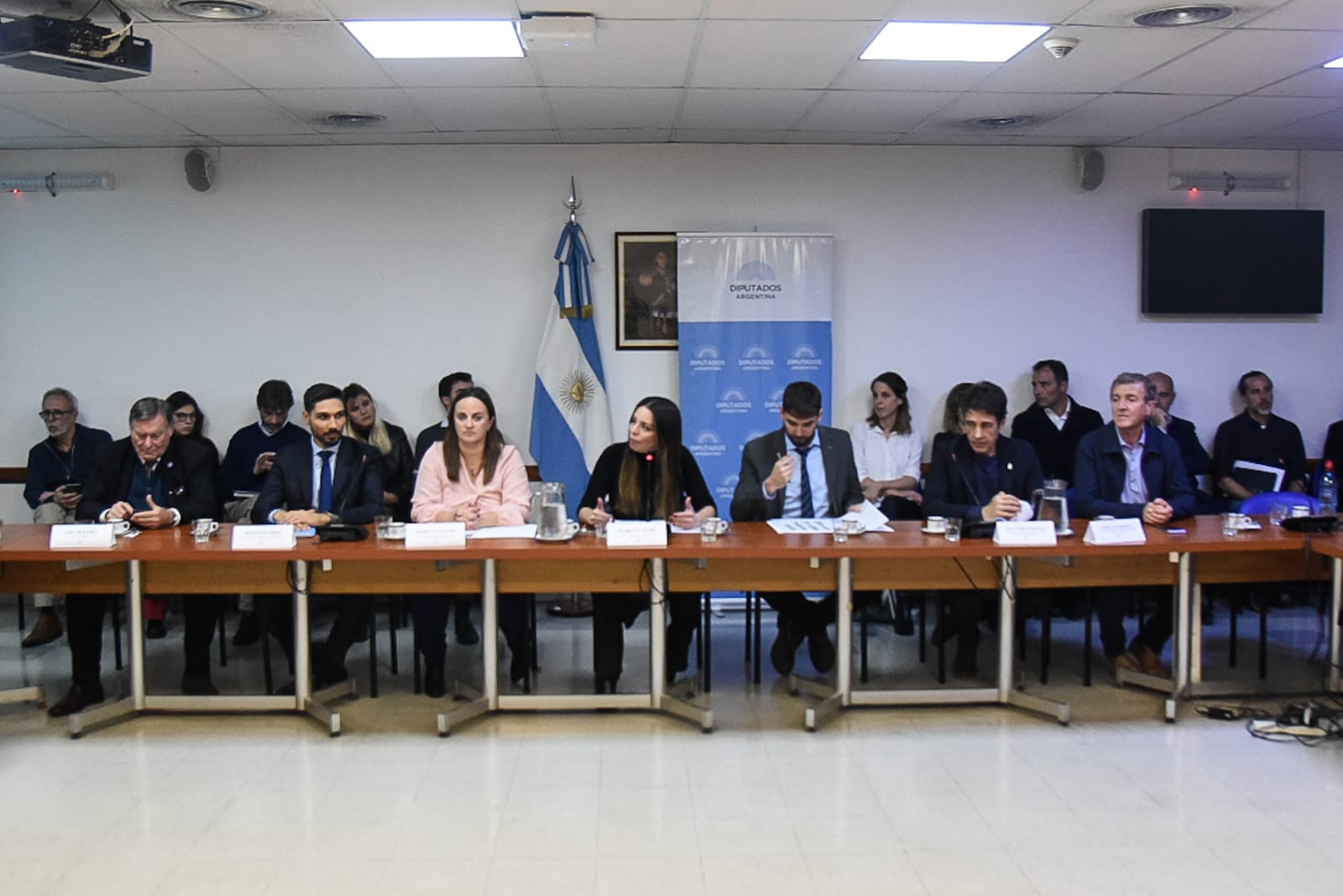 Debatieron sobre el reciclado de residuos de artes de pesca