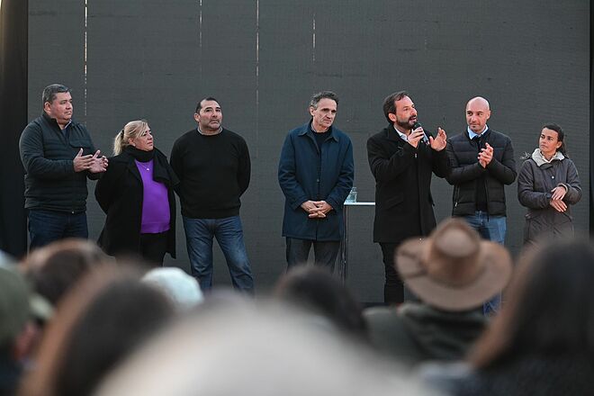 Sujarchuk y Katopodis inauguraron la primera etapa de la obra de saneamiento del arroyo Bedoya