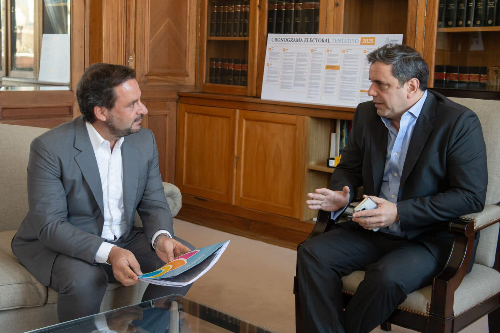 Sujarchuk se reunió con el vice ministro del interior y reclamó obras inconclusas