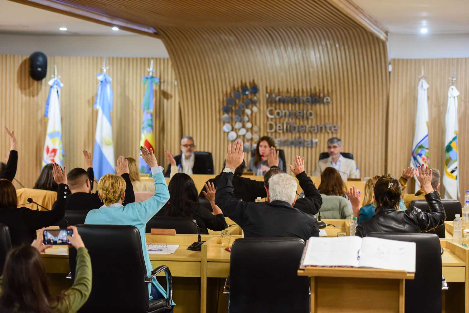 HCD Escobar: se realizó la novena sesión ordinaria