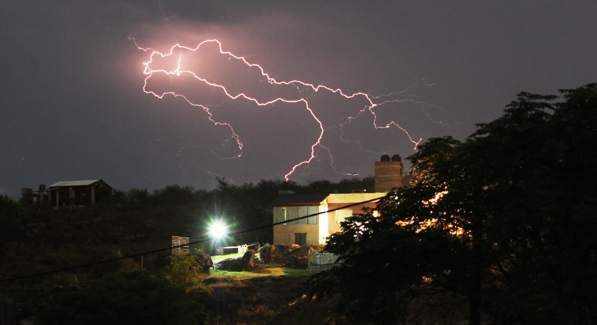Rige un alerta por tormenta: cuáles son las 12 provincias que se verán afectadas