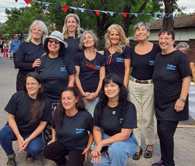 Colectivo de artistas en el HCD escobarense