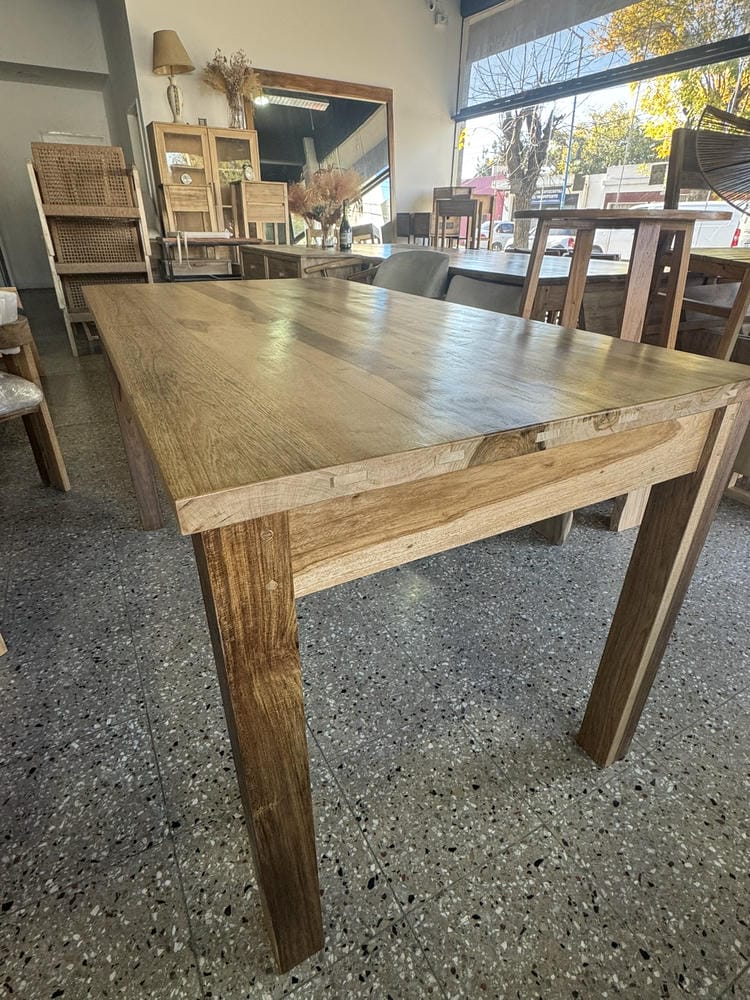 Mesa Petiribi Maciza - Base 4 Patas al Borde - Imagen 3