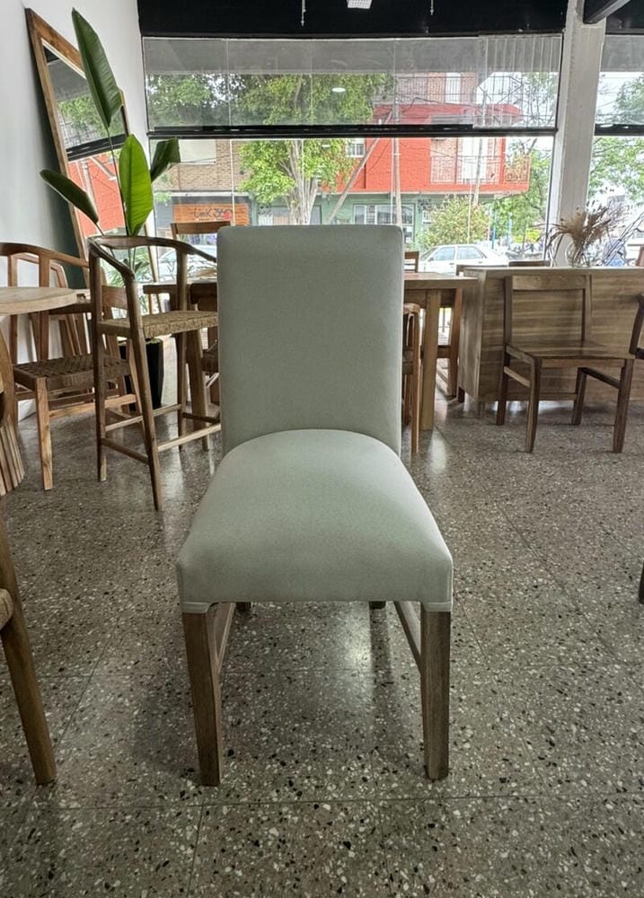 Silla Agatha Base Petiribi Tapizada - Imagen 3
