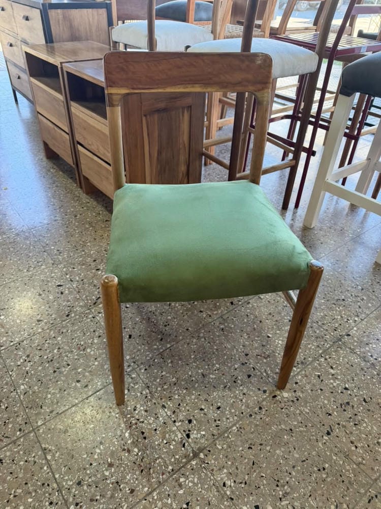 Silla Moller Petiribi Tapizada - Imagen 6