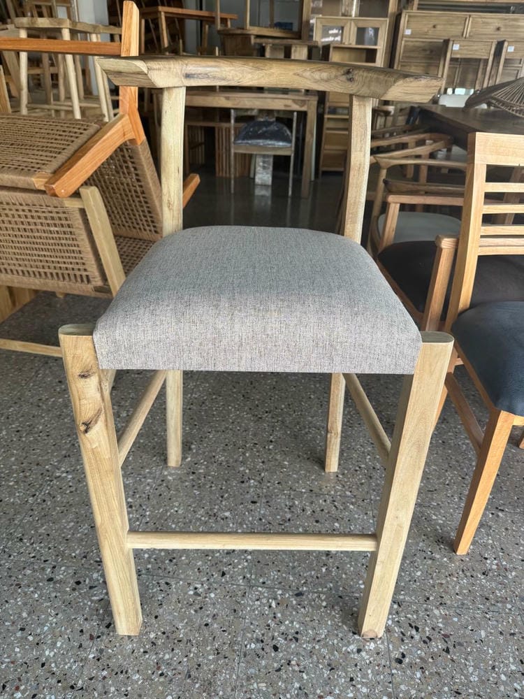 Banqueta Asta Tapizada Petiribi - Imagen 2